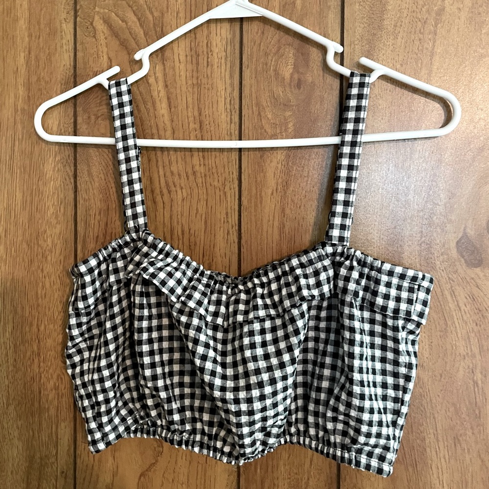 Cute H&M Gingham Crop Top